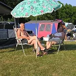 & Glamping *
