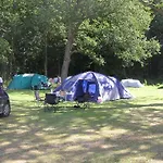 & Glamping Camping