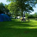 Camping & Glamping