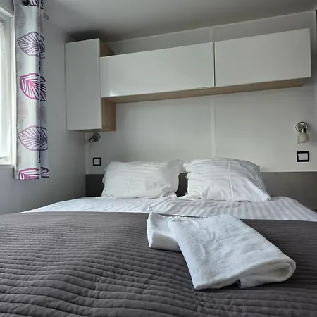& Glamping * Nivå