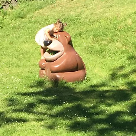 & Κάμπινγκ *