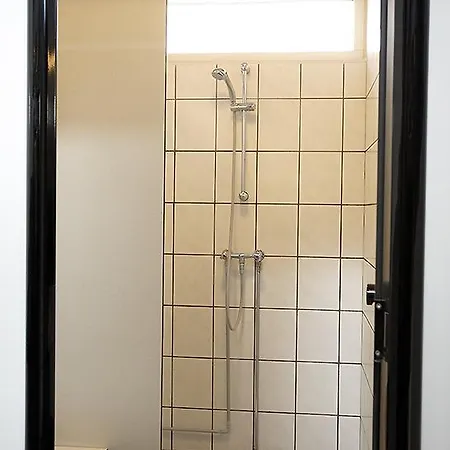 Κάμπινγκ & *