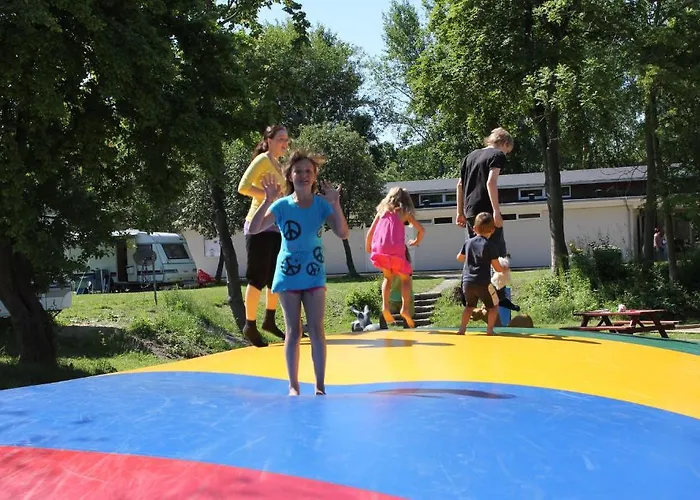 Niva Camping & Glamping *